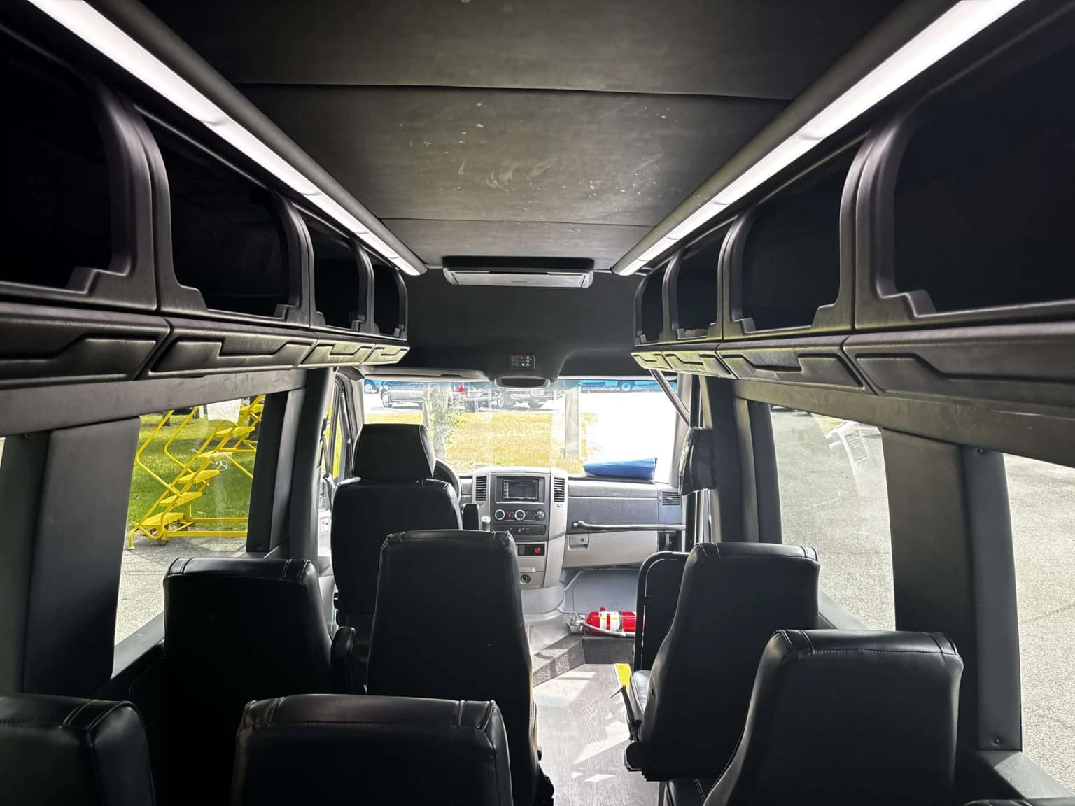 2017 Mercedes Executive Sprinter 14P - Image 15