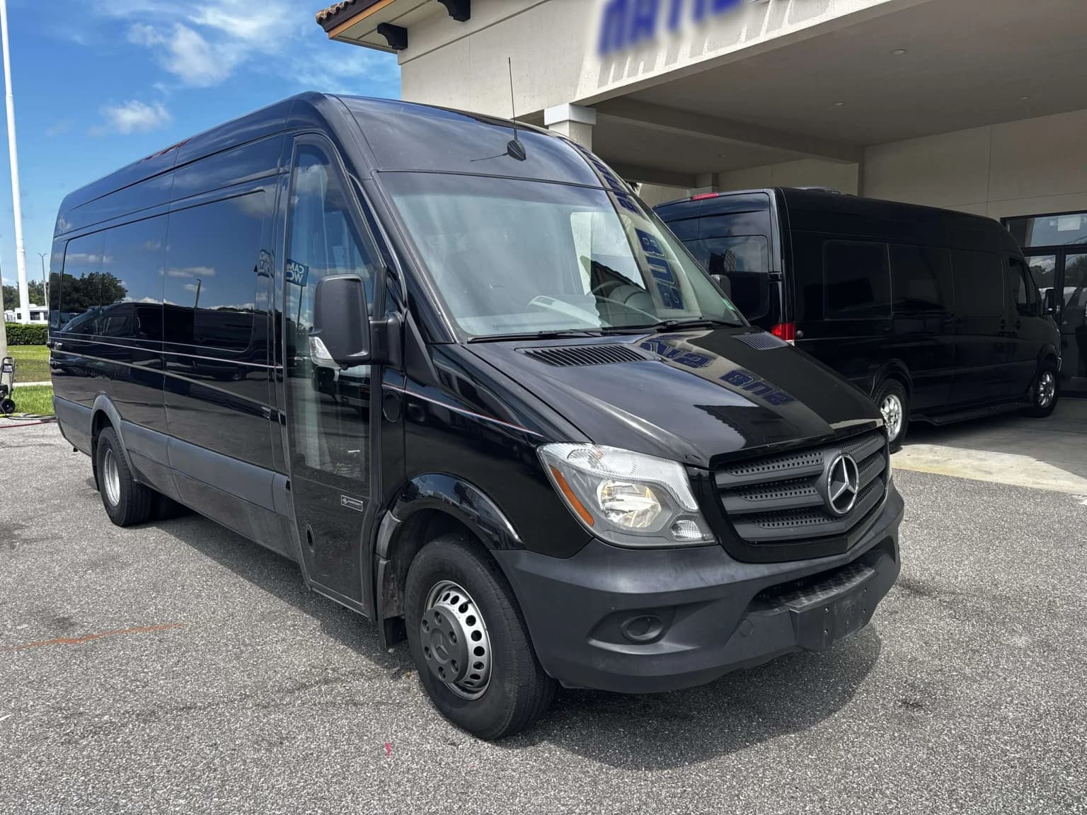 2017 Mercedes Executive Sprinter 14P - Image 4