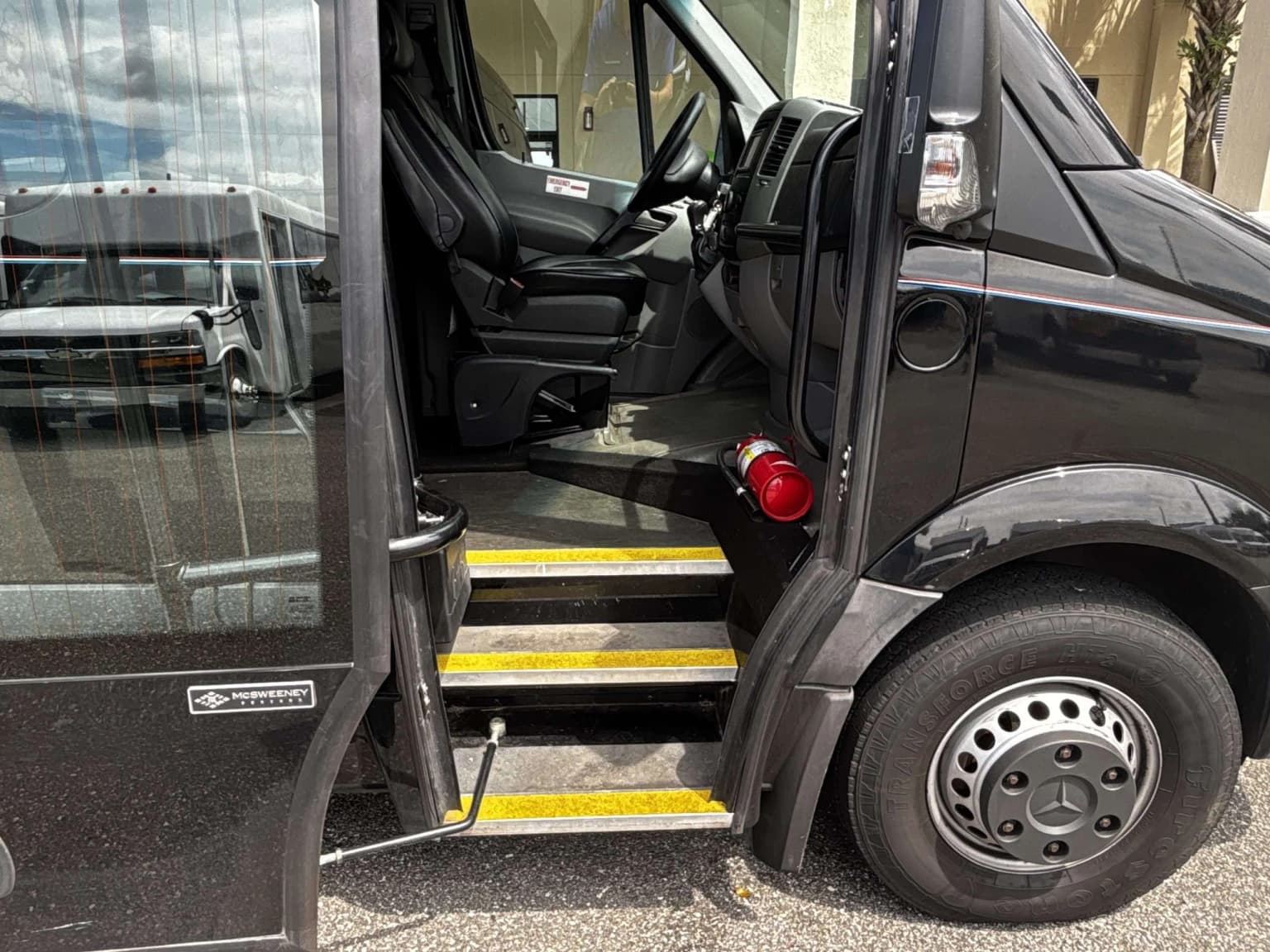 2017 Mercedes Executive Sprinter 14P - Image 8