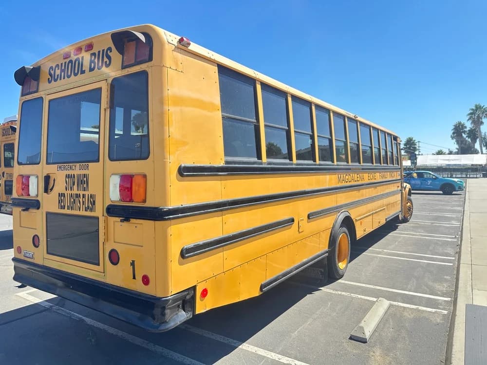 2009 Thomas B2 - Image 2