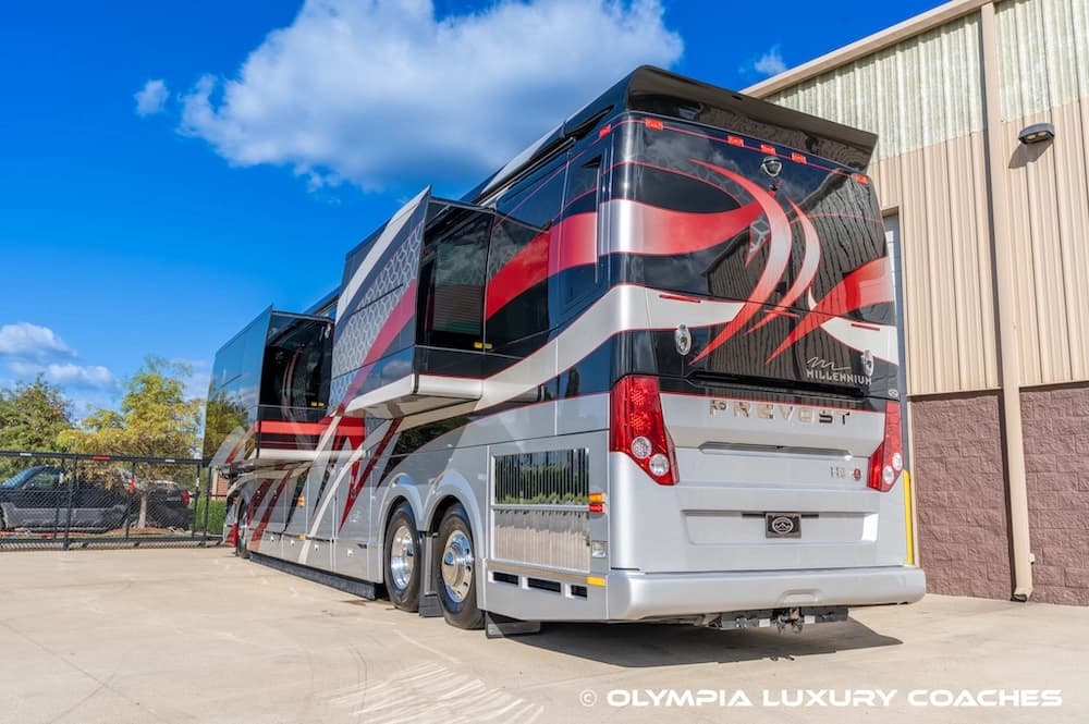 2018 Prevost Millennium H3-45 Coach - Image 14