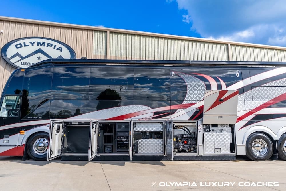 2018 Prevost Millennium H3-45 Coach - Image 9