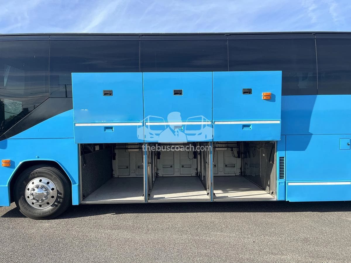 2006 Prevost H3-45 - Image 3