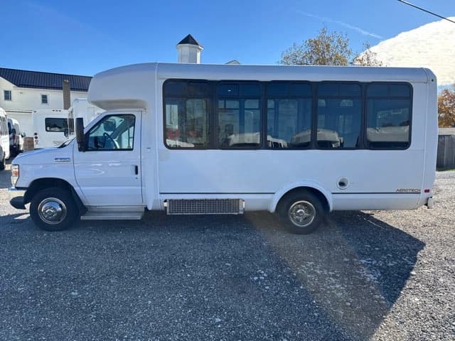 2017 Ford E350 ADA Shuttle Bus - Image 2