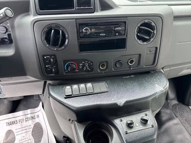 2019 Ford E350 Goshen Coach ADA Shuttle Bus - Image 13