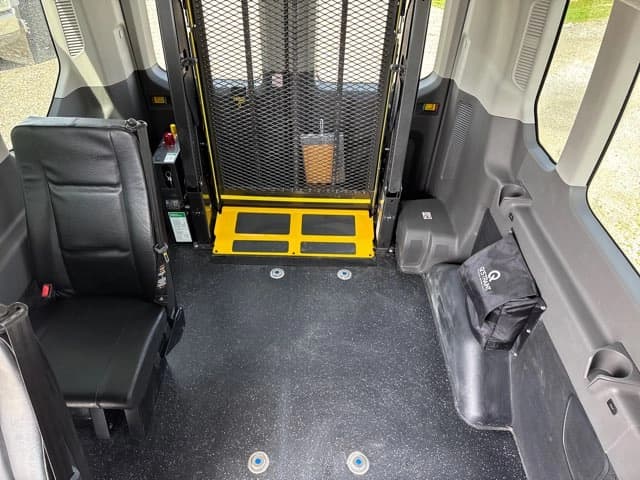 2023 Ford Transit 350 XL ADA Passenger Van - Image 18