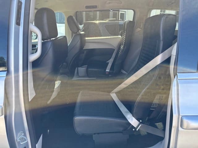 2023 Chrysler Pacifica - Image 15