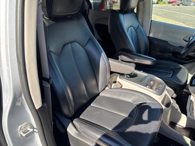 2023 Chrysler Pacifica - Image 22
