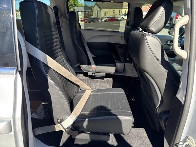 2023 Chrysler Pacifica - Image 23