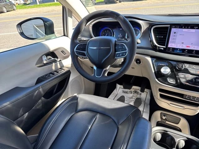 2023 Chrysler Pacifica - Image 27