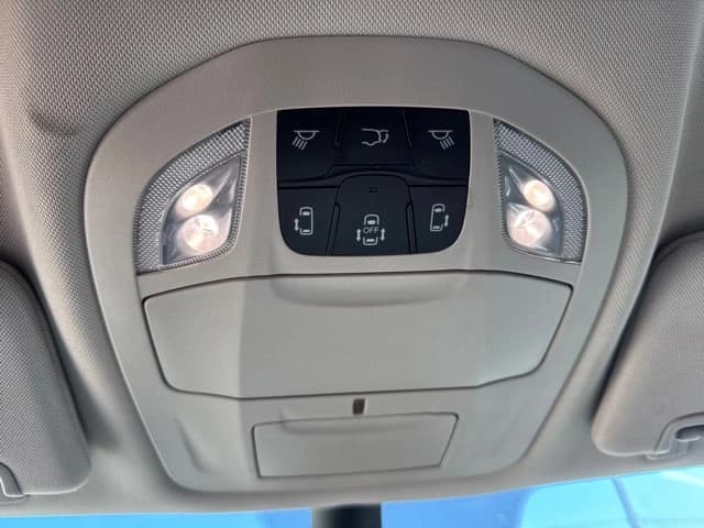 2023 Chrysler Pacifica - Image 35