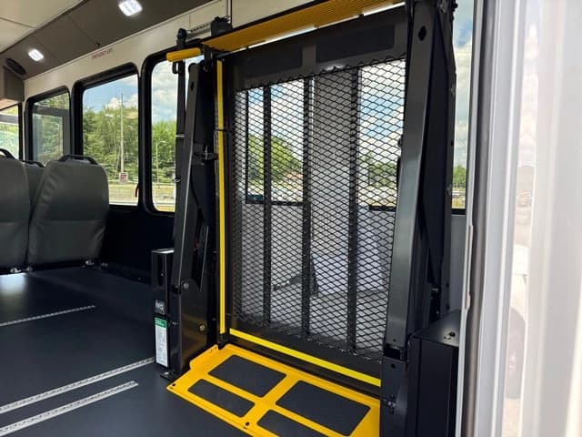 2023 Ford E350 Endera ADA Shuttle Bus - Image 6