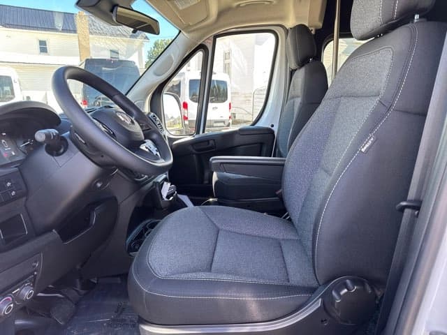 2024 RAM ProMaster 2500 Passenger Van - Image 10