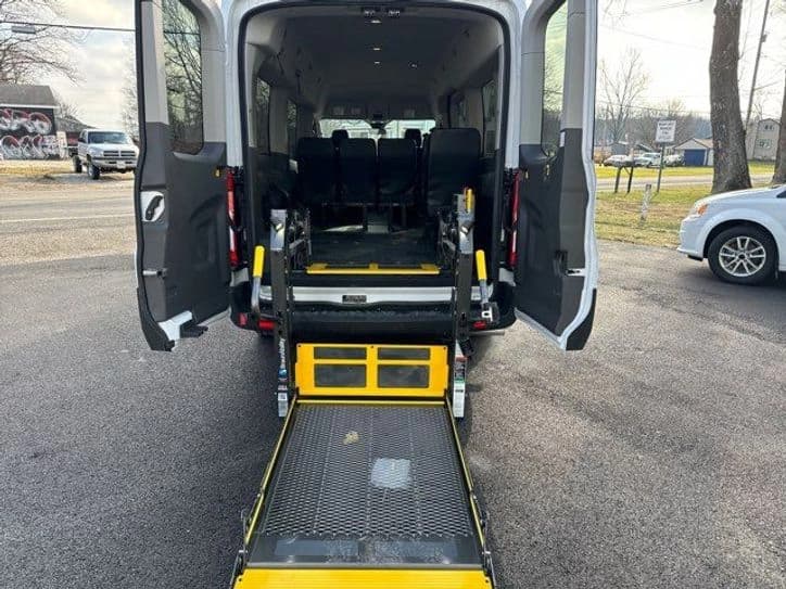 2025 Ford Transit - Image 7