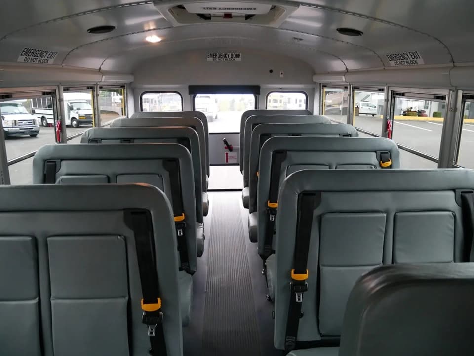 2015 Chevrolet Thomas School Bus - Image 6