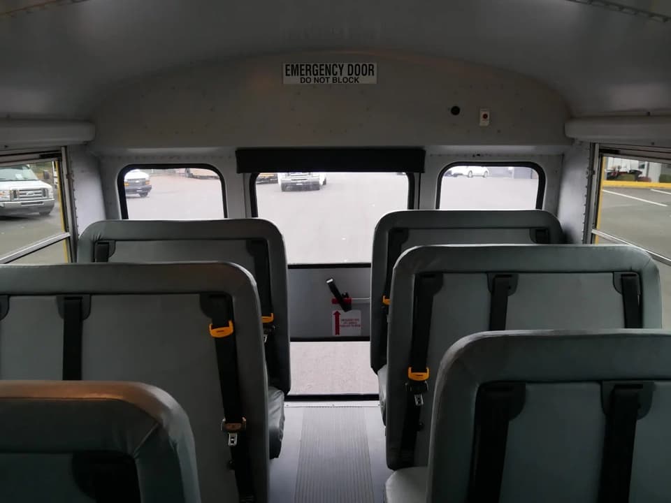 2015 Chevrolet Thomas School Bus - Image 7