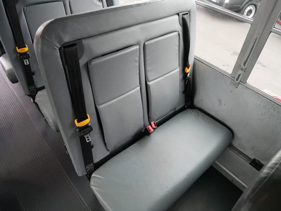 2015 Chevrolet Thomas School Bus - Image 9