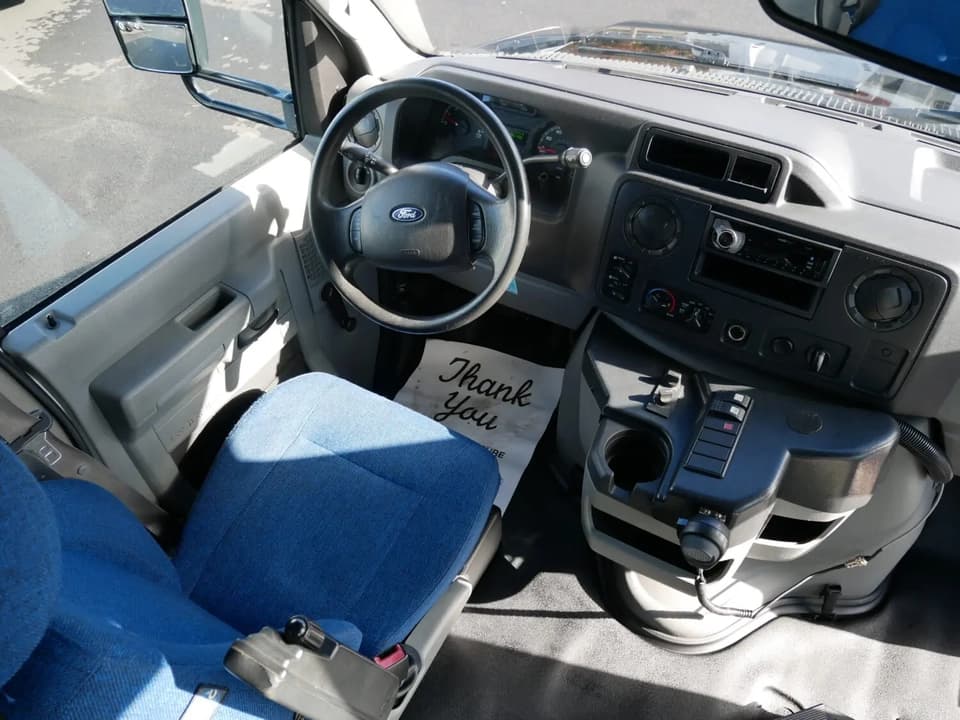 2012 Ford Goshen Shuttle Bus - Image 5