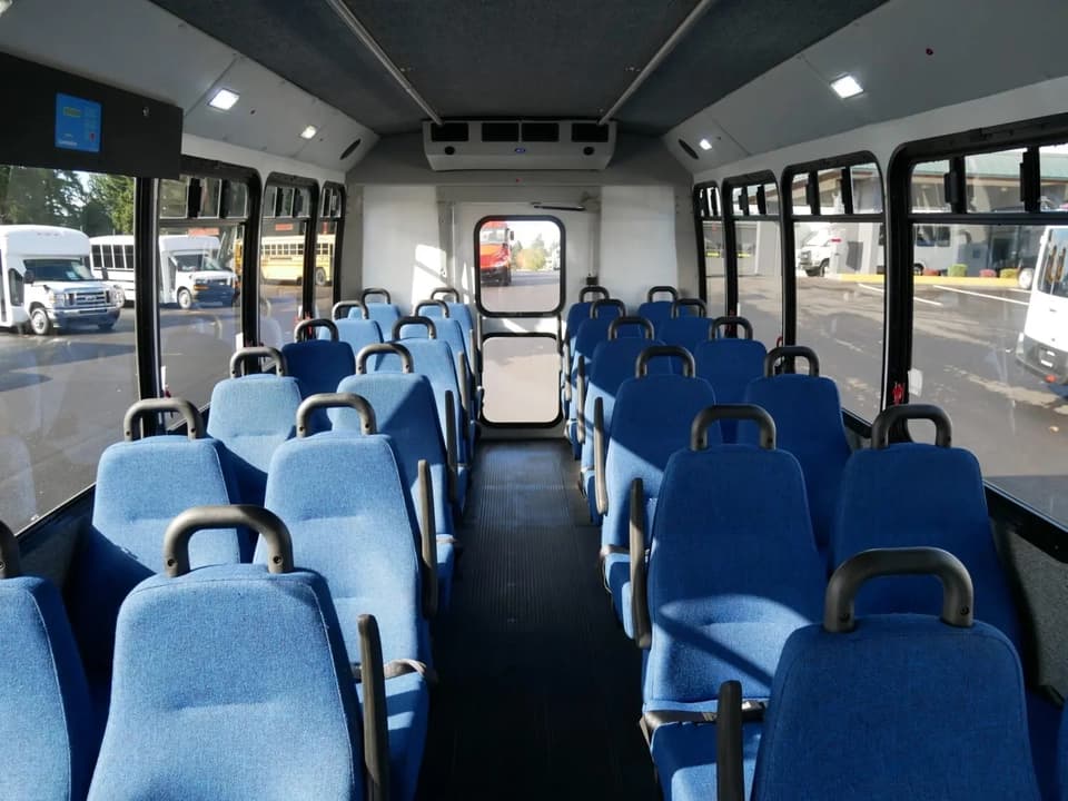 2012 Ford Goshen Shuttle Bus - Image 6