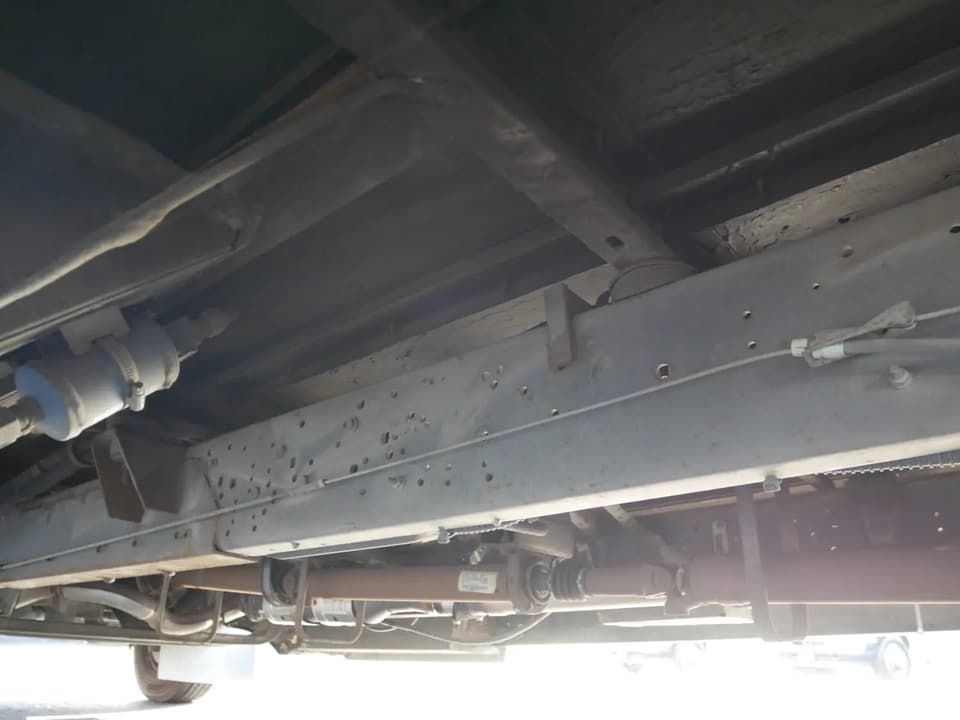 2012 Ford Goshen Shuttle Bus - Image 10