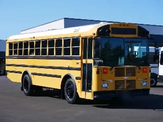 2005 Thomas SAF-T-LINER bus