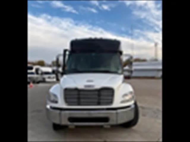 2017 Freightliner M2 - Image 2