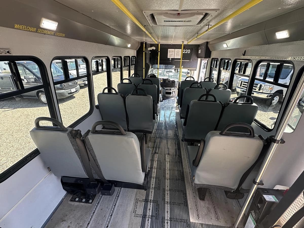 2017 Ford E450 ADA Shuttle Bus - Image 25