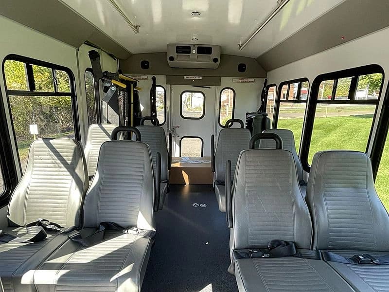 2024 Turtletop Odyssey ADA Shuttle Bus - Image 4