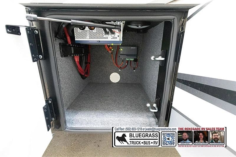 2026 Cummins 6.7L Motorhome - Image 11