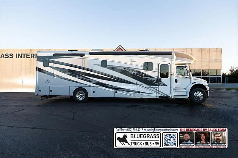 2026 Cummins 6.7L Motorhome - Image 4