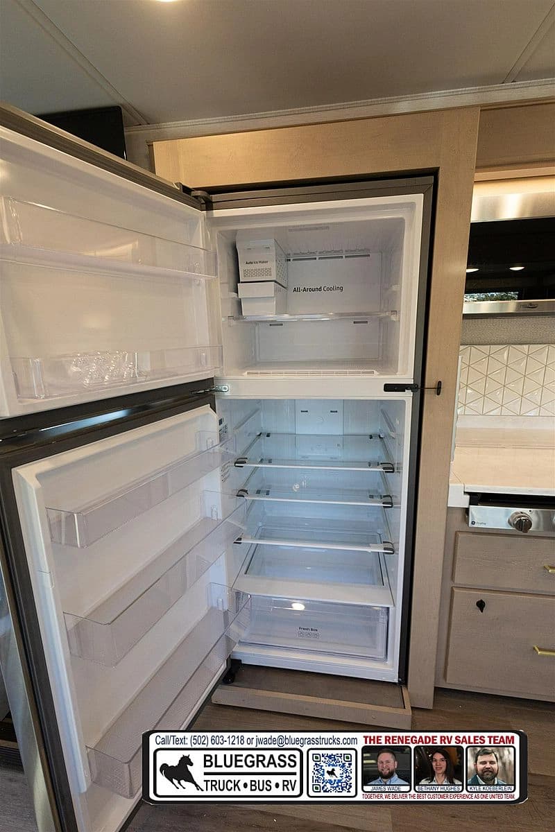 2026 Cummins B6.7 Motorhome - Image 56