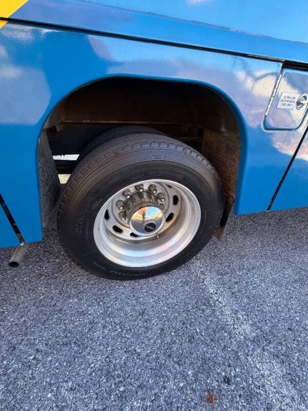 2010 Freightliner Mobile Classroom - Image 12