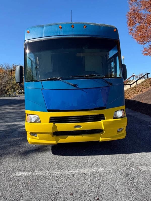 2010 Freightliner Mobile Classroom - Image 16