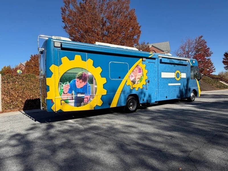 2010 Freightliner Mobile Classroom - Image 79