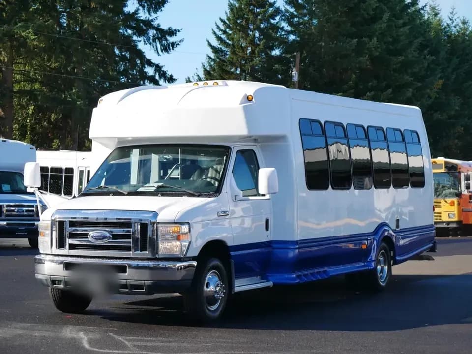 2012 Turtle Top Odyssey ADA Shuttle Bus - Image 1