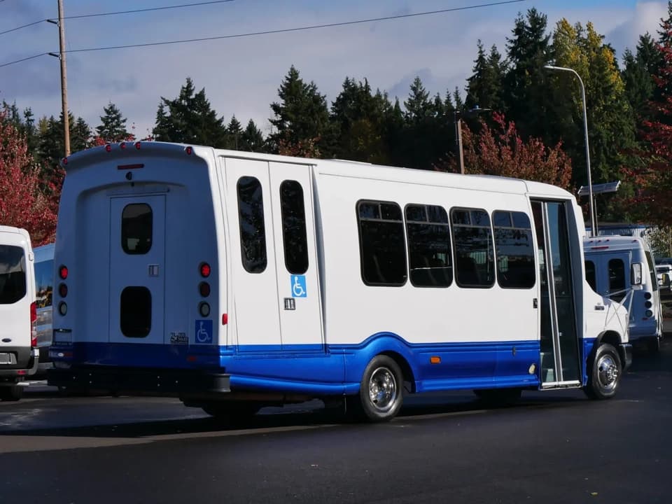 2012 Turtle Top Odyssey ADA Shuttle Bus - Image 2