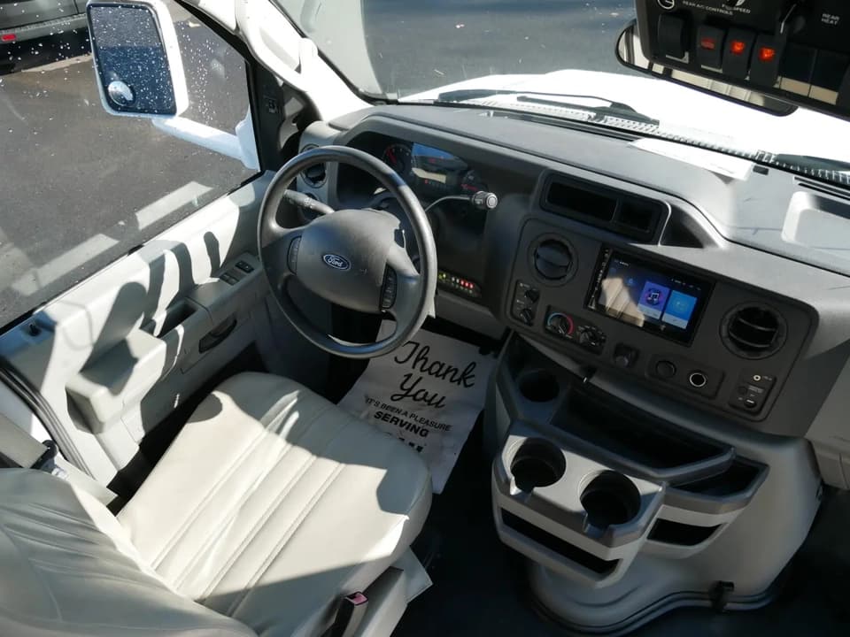 2012 Turtle Top Odyssey ADA Shuttle Bus - Image 3