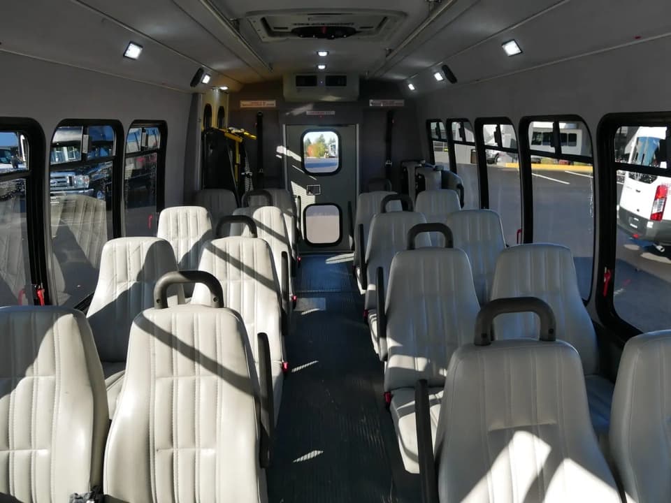 2012 Turtle Top Odyssey ADA Shuttle Bus - Image 4