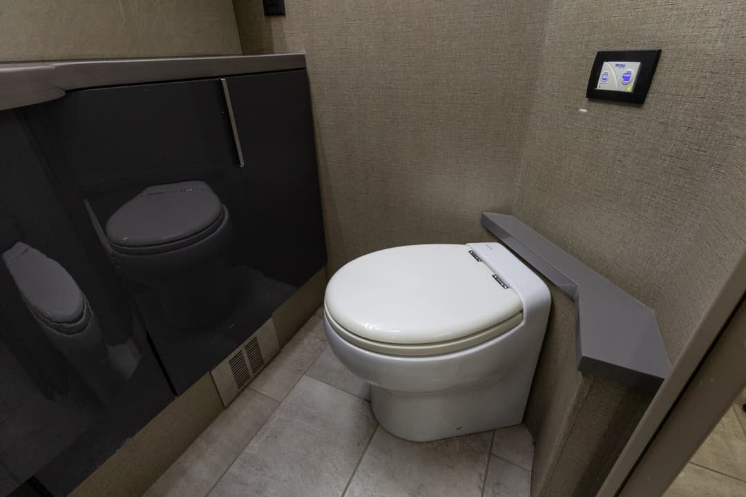 2019 Winnebago Horizon Motorhome - Image 24