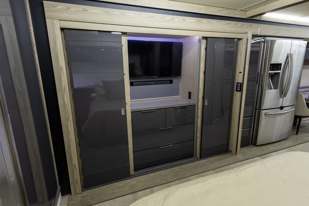 2019 Winnebago Horizon Motorhome - Image 28