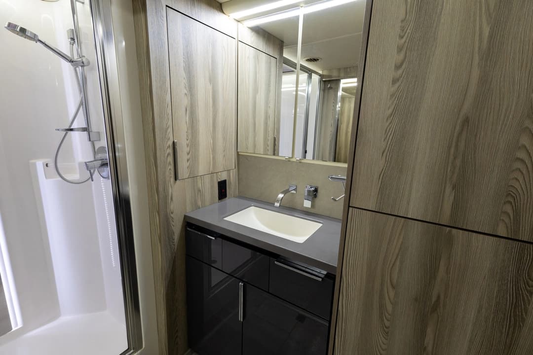 2019 Winnebago Horizon Motorhome - Image 30