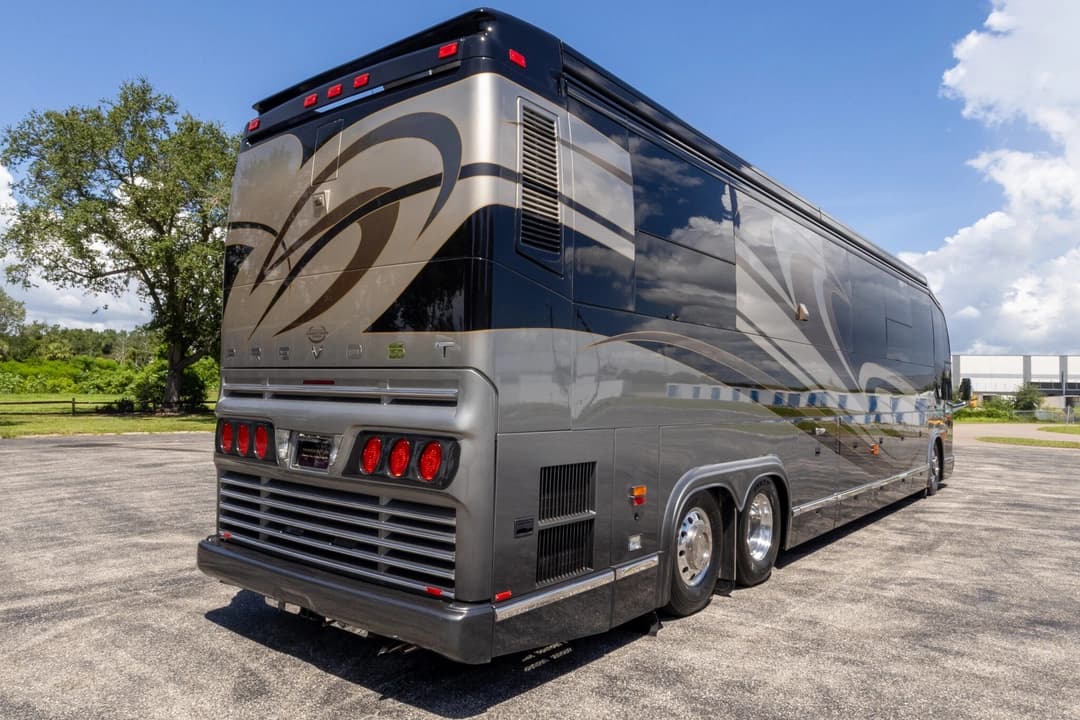 2008 Prevost H3-45 Motorhome - Image 5
