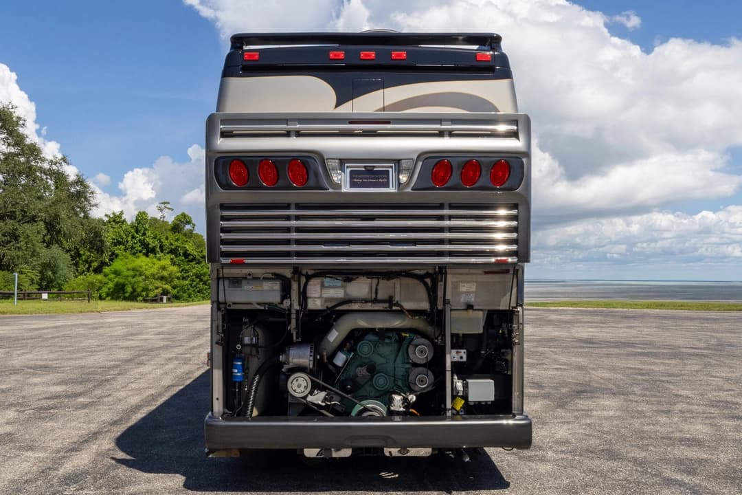 2008 Prevost H3-45 Motorhome - Image 46