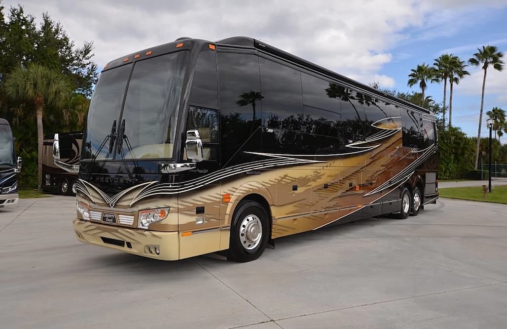 2016 Prevost Liberty Elegant Lady H3-45 Motorcoach - Image 13
