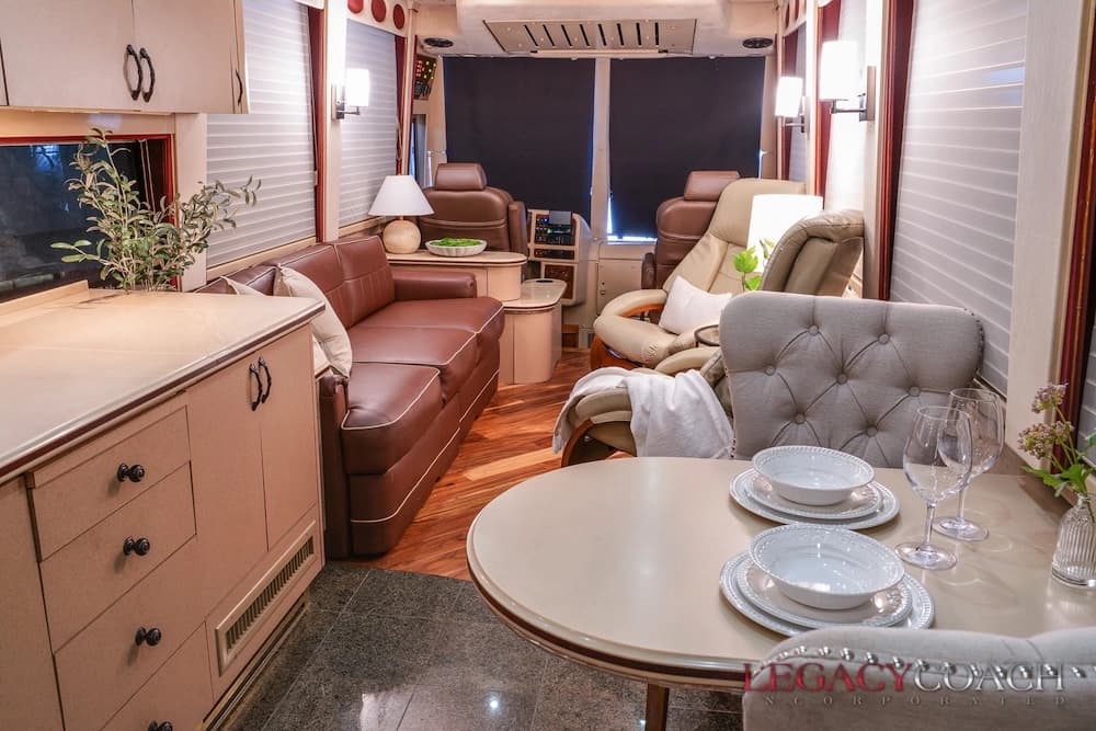 2001 Prevost Country Coach XLII Motorcoach - Image 26