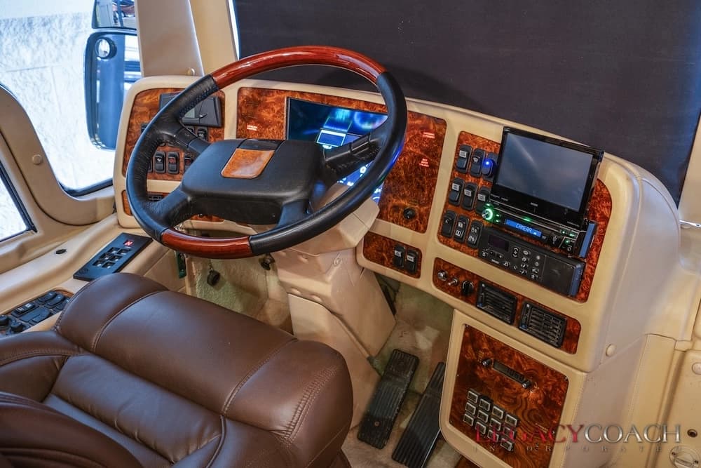 2001 Prevost Country Coach XLII Motorcoach - Image 28