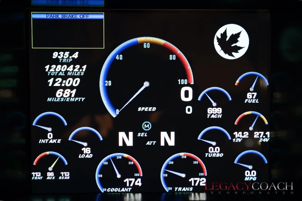 2001 Prevost Country Coach XLII Motorcoach - Image 29