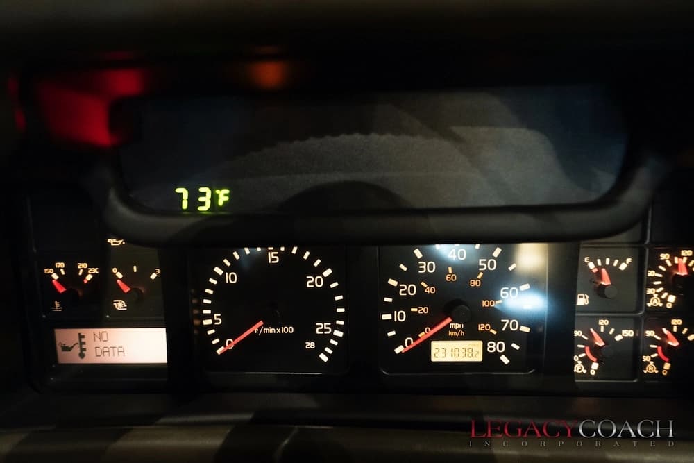 2008 Prevost Marathon H3-45 Motorcoach - Image 39