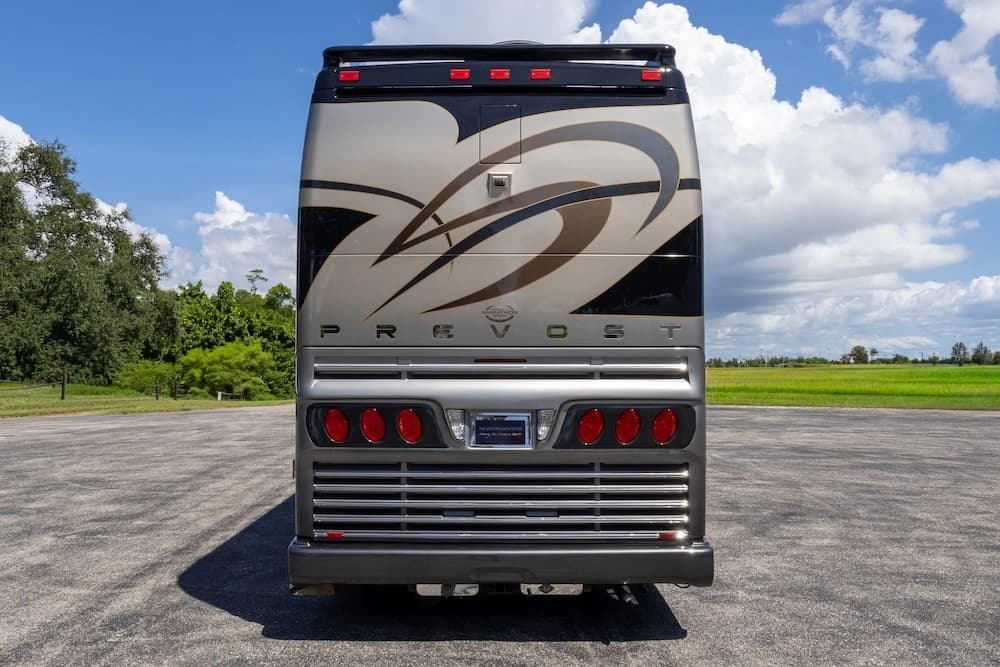 2008 Prevost Marathon H3-45 Motorcoach - Image 6