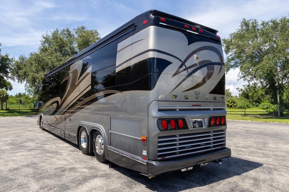 2008 Prevost Marathon H3-45 Motorcoach - Image 7